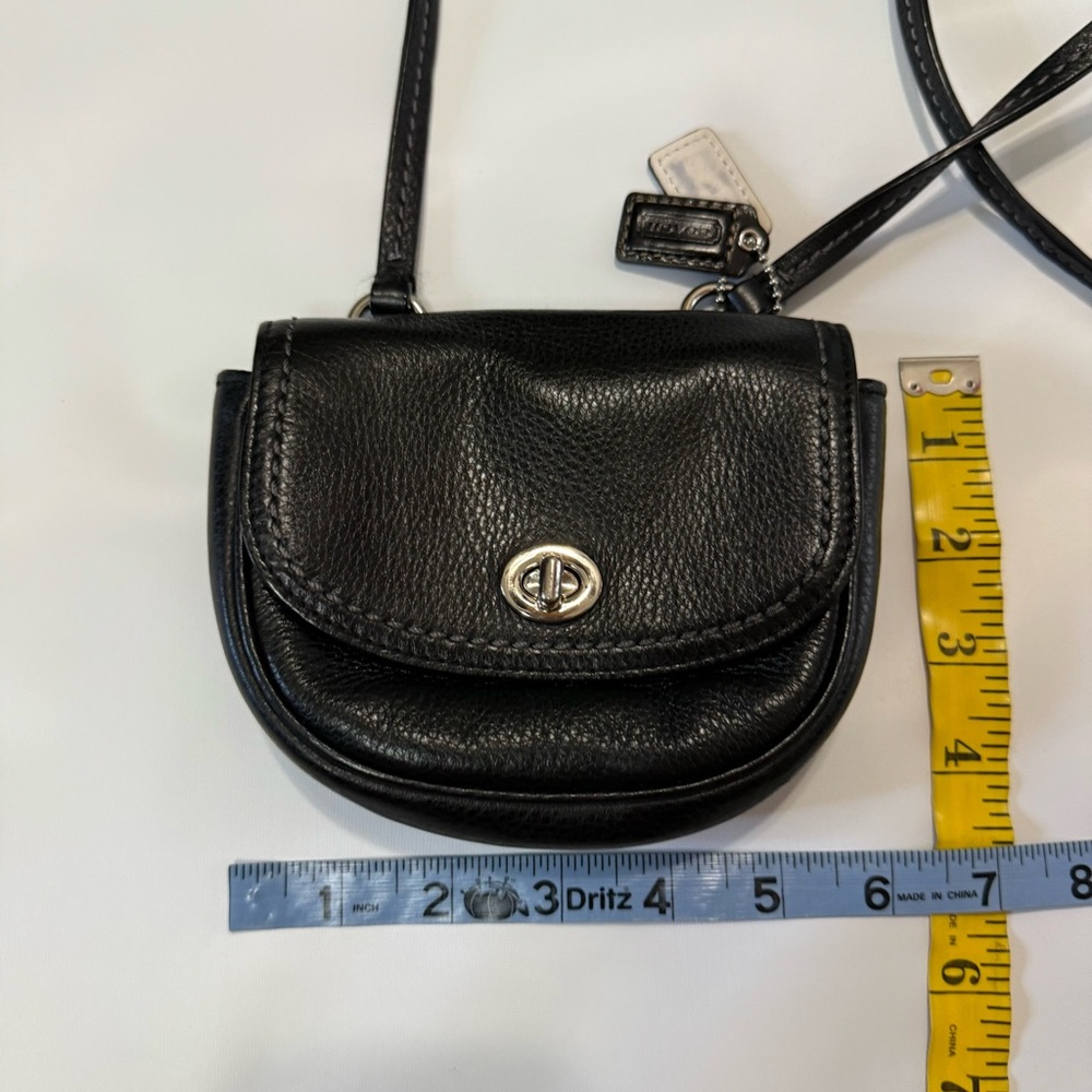 Coach Vintage Classic Black Leather Crossbody mini Bag silver turn lock - Picture 5 of 10